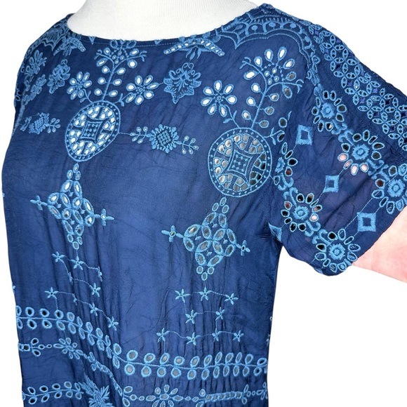 Johnny Was Embroidered Eyelet Mini Shift Dress Small Navy Blue - Picture 4 of 16
